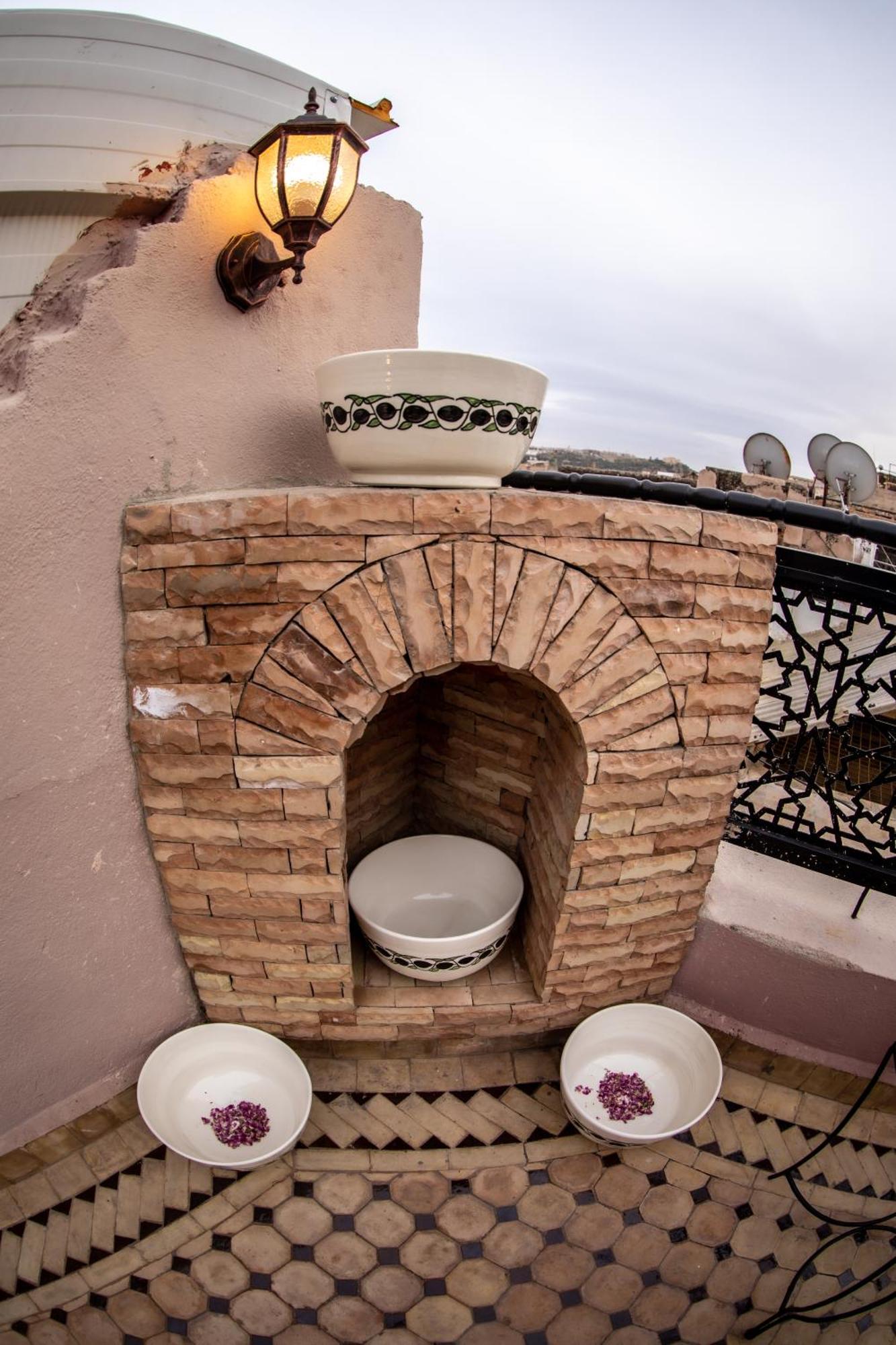 Dar Alhaja Rahma Hotel Фес Екстериор снимка